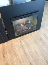 Load image into Gallery viewer, 24&quot; Built In Electric Fireplace
